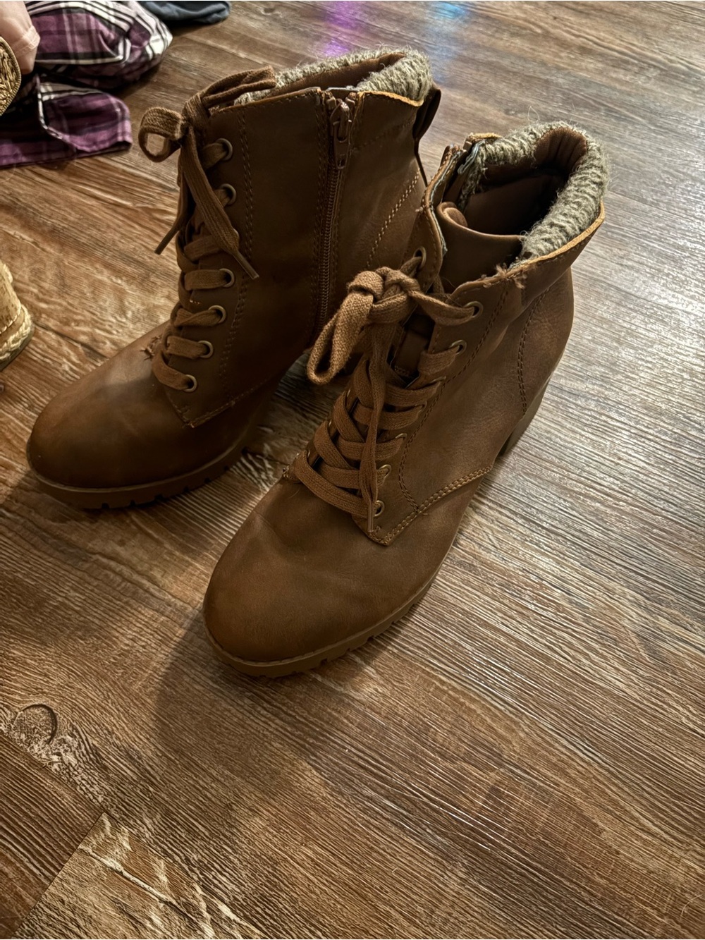 Brown Lace-Up Ankle Boots with Faux Fur Lining